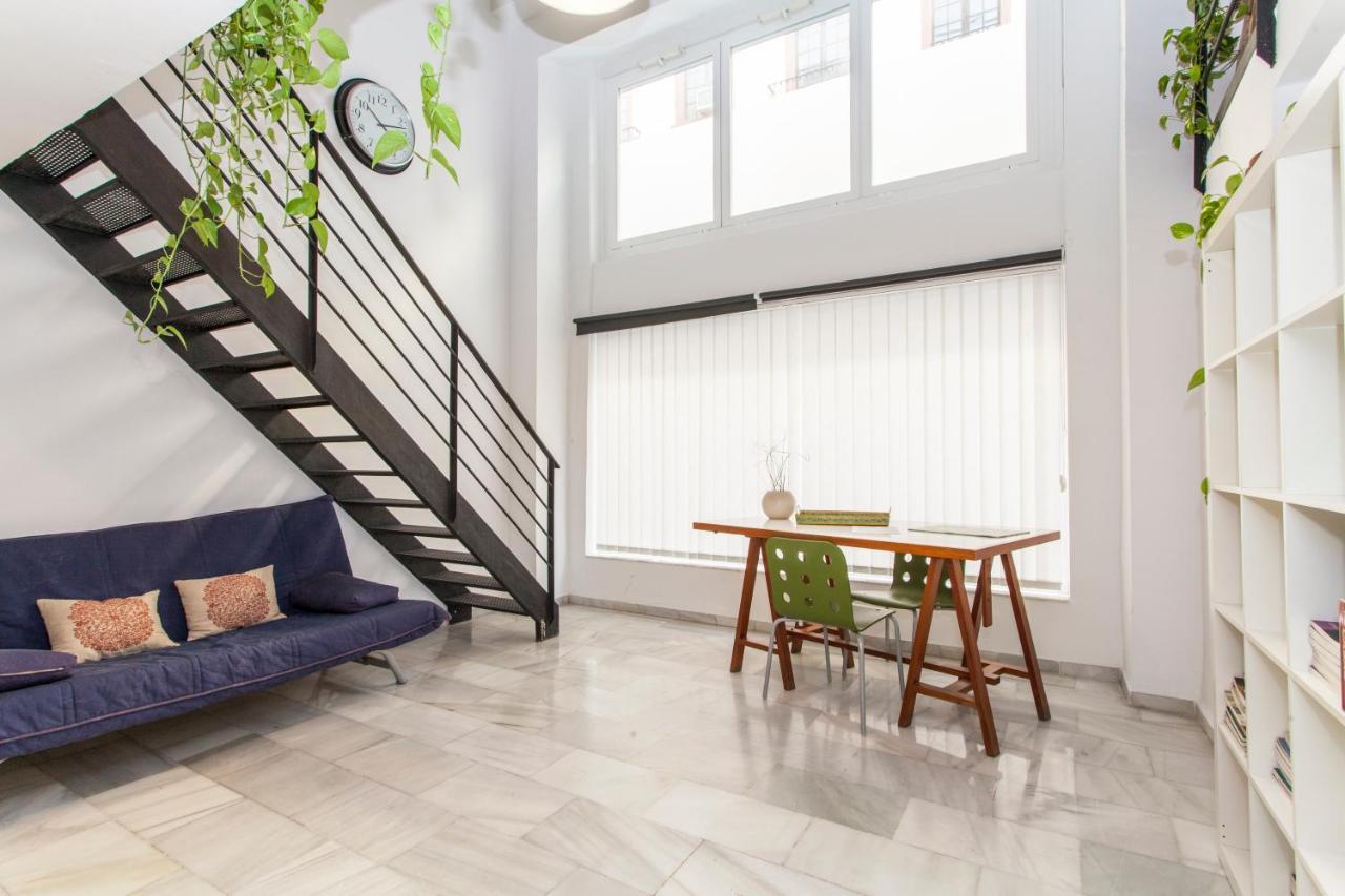 Apartamento LF PARKING INCLUIDO Amplio Loft en Barrio Santa Cruz Sevilla Exterior foto