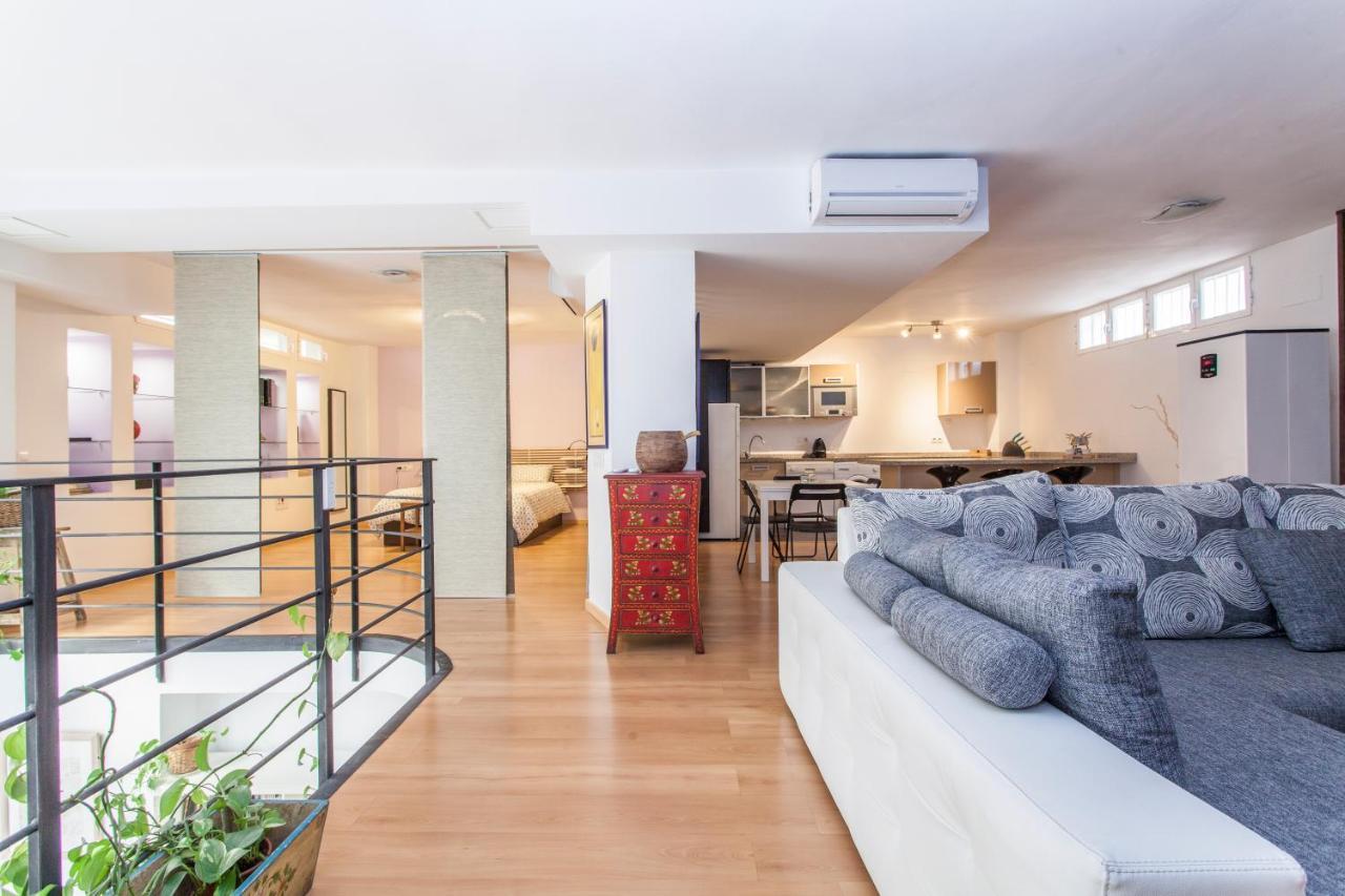 Apartamento LF PARKING INCLUIDO Amplio Loft en Barrio Santa Cruz Sevilla Exterior foto